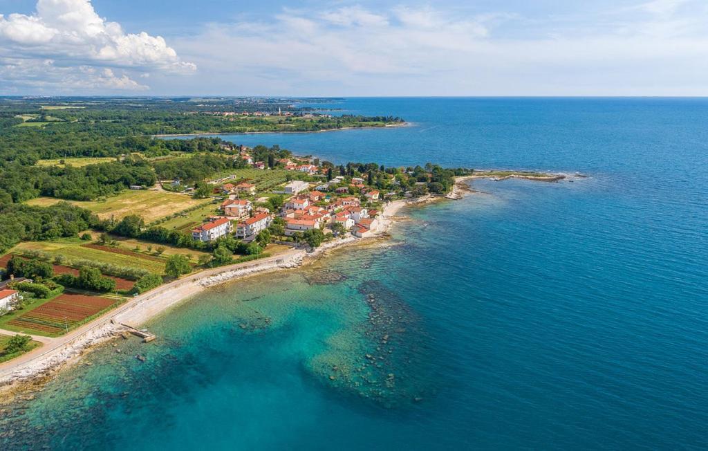 Charming Stone Cottage By The Sea Umag Exterior foto